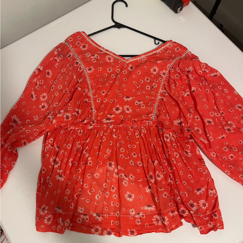 Free People poppy red peasant blouse daisy print - Picture 4 of 5